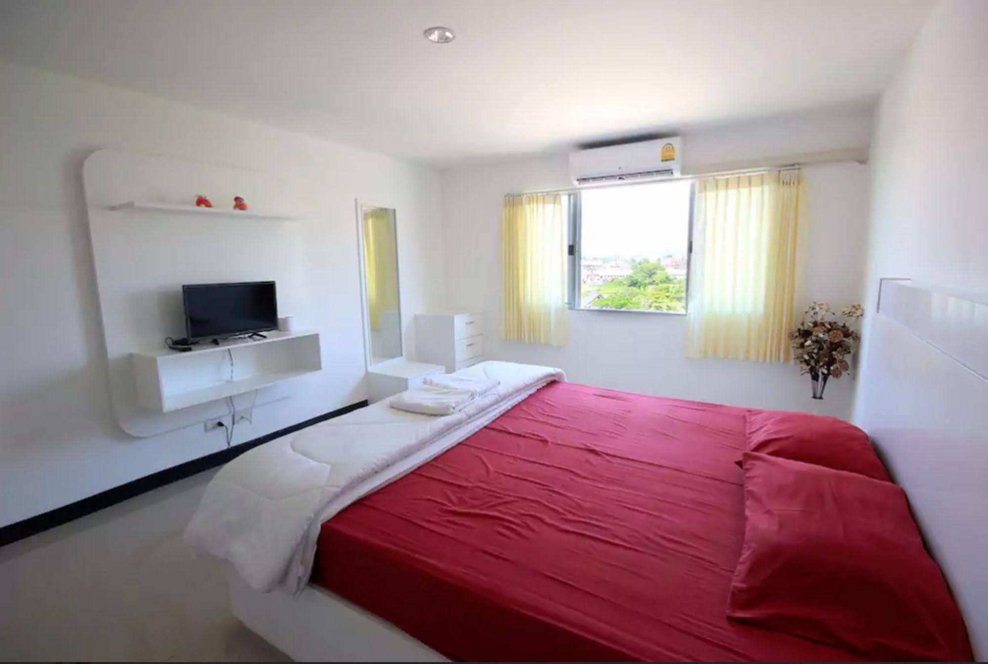 เอ็ม พลัส 2 อพาร์ตเมนต์ Hotel เชียงใหม่ ภายนอก รูปภาพ